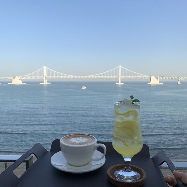 전망 좋은 오션뷰 루프탑 카페, 부산 광안리 카페 [컵앤컵]