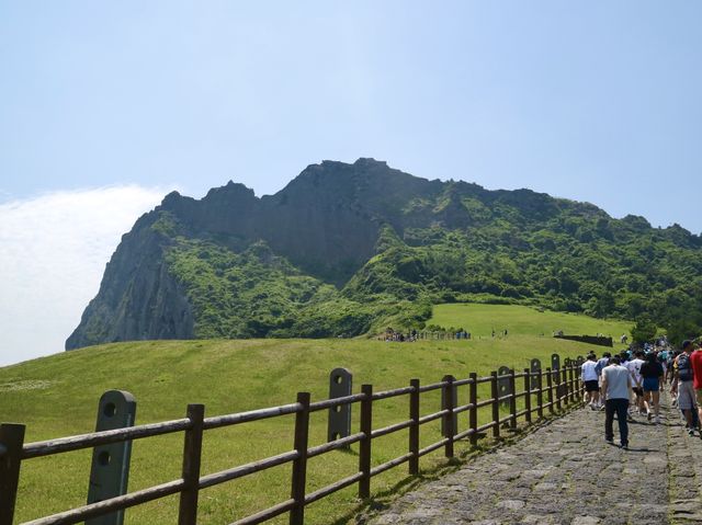 정상에서 제주도 바라보기, [성산일출봉]