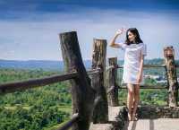 วัดเรืองแสง สิรินธรวรารามภูพร้าว(วัดภูพร้าว)