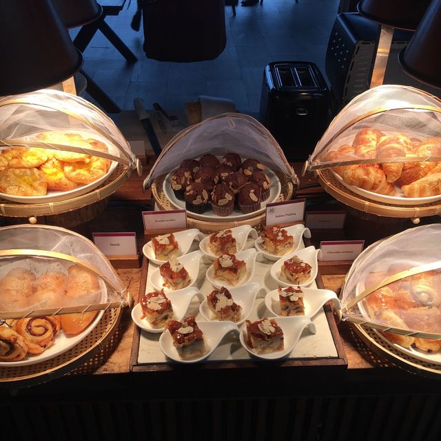 Breakfast buffet แบบจัดเต็มที่ U Pattaya 🤩