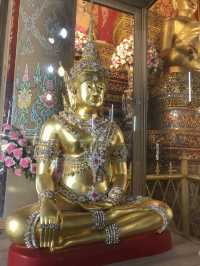 วัดพระธาตุดอยสะเก็ด