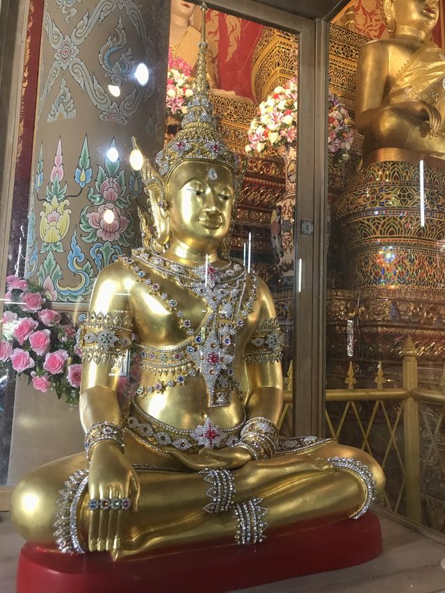 วัดพระธาตุดอยสะเก็ด