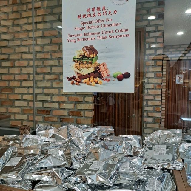 FOR CHOCOLATE LOVER