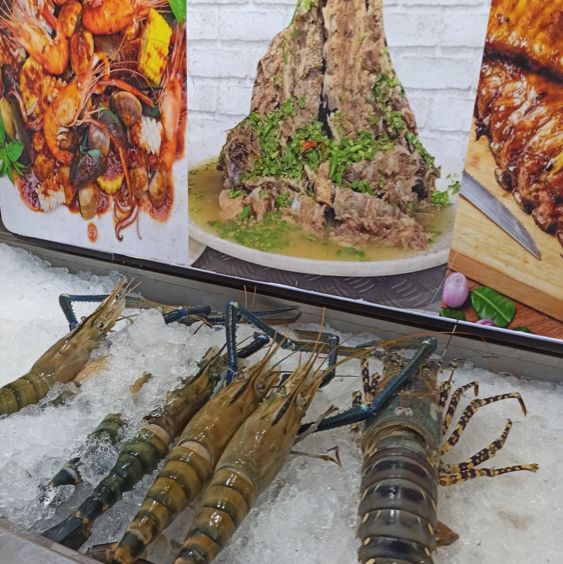ตลาดคนเดิน เดอะวัน รัชดา(ตลาดรถไฟ)