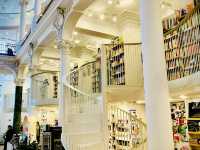 羅馬尼亞景點-老城區網美書店Cărturești Carusel