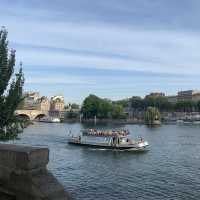 It’s Paris Baby! 