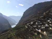 Amazing Lijiang - Baoshan Stone City