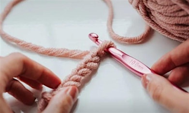 Beginner Crochet Basics | 5957 Sky Pond Dr suite d160