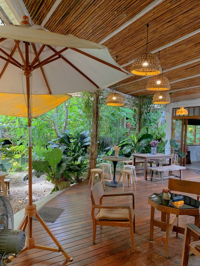 Simply’ism Café @น้ำตกกะทู้