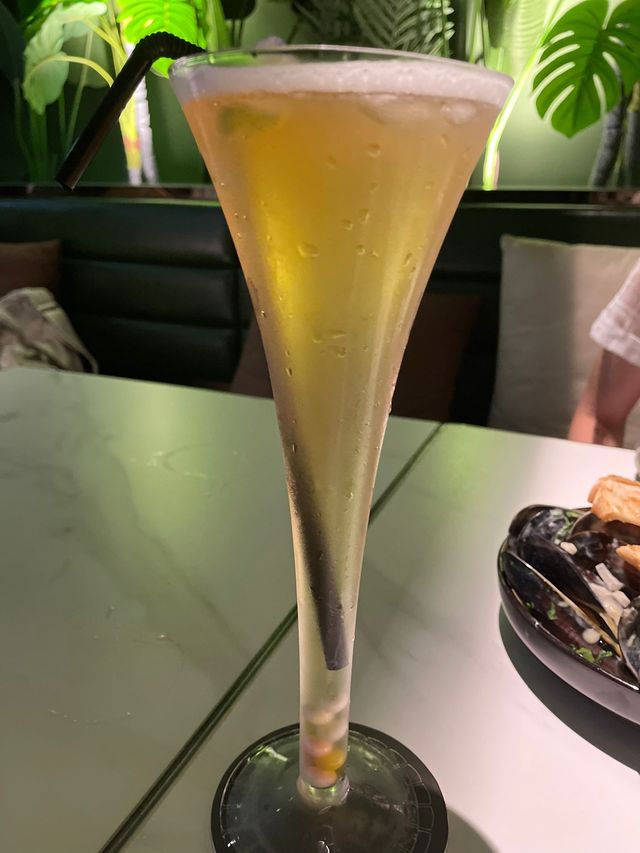 📍 Library Restaurant and Bar - 尖沙咀人氣打卡餐廳