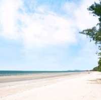 ไปเดินเล่นหาดวนกร หาดกว้างที่สุดในจ.ประจวบฯ