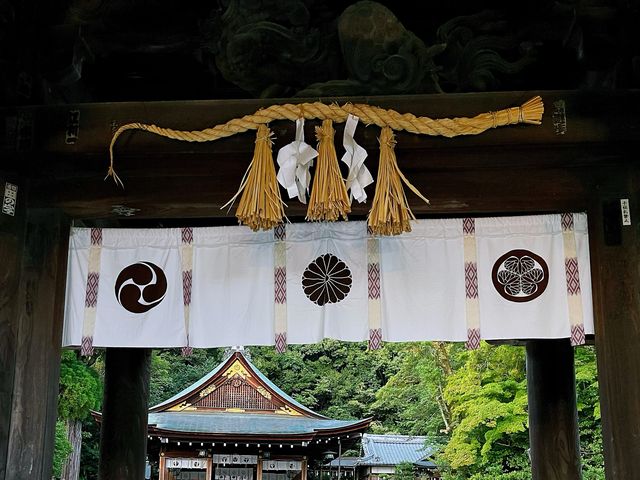 日牟禮八幡宮