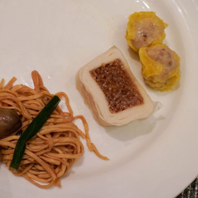 【酒店住宿一晚包的自助早餐】