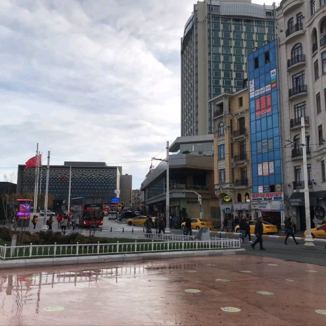 Taksim Square 