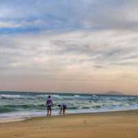 ทะเลชายหาดบ้านกรูด เงียบ สงบ เป็นส่วนตัวมาก 