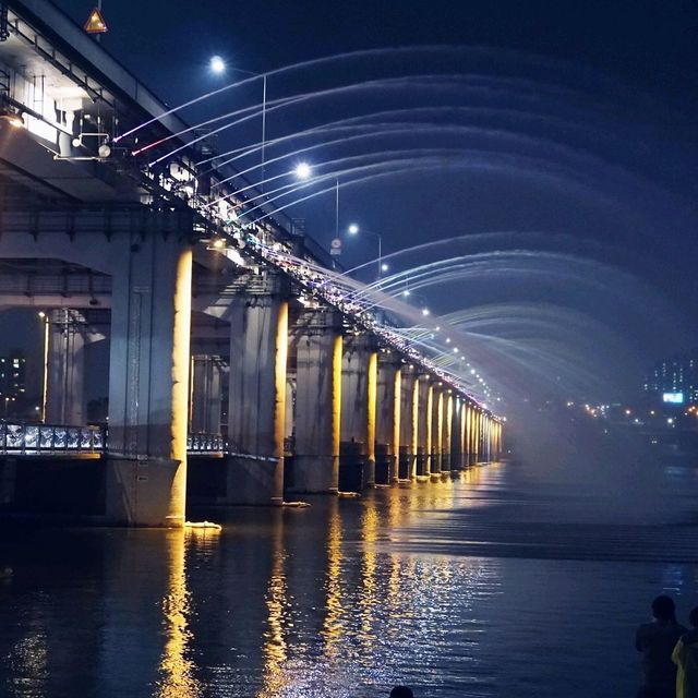 서울 야경명소 반포대교 무지개분수