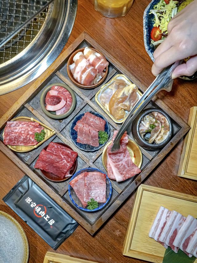食燒肉開戰鬥格，必定要食九宮格