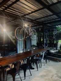 คาเฟ่นักปั่น BIKEPARK CAFE 