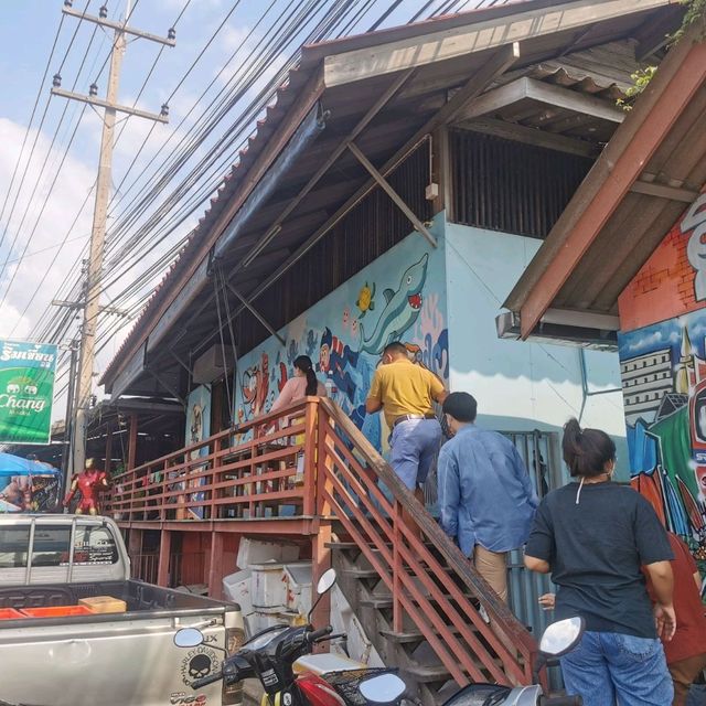 รีวิวร้านริมเขื่อน​ มินิ​ @สมุทรสงคราม