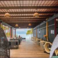 เสม็ดแกรนด์วิว ที่พักติดทะเล หาดทรายแก้ว 