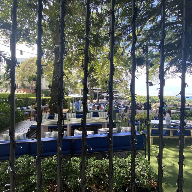 Chill ณ The Sky Galleryคาเฟ่บนเขาวิวทะเล