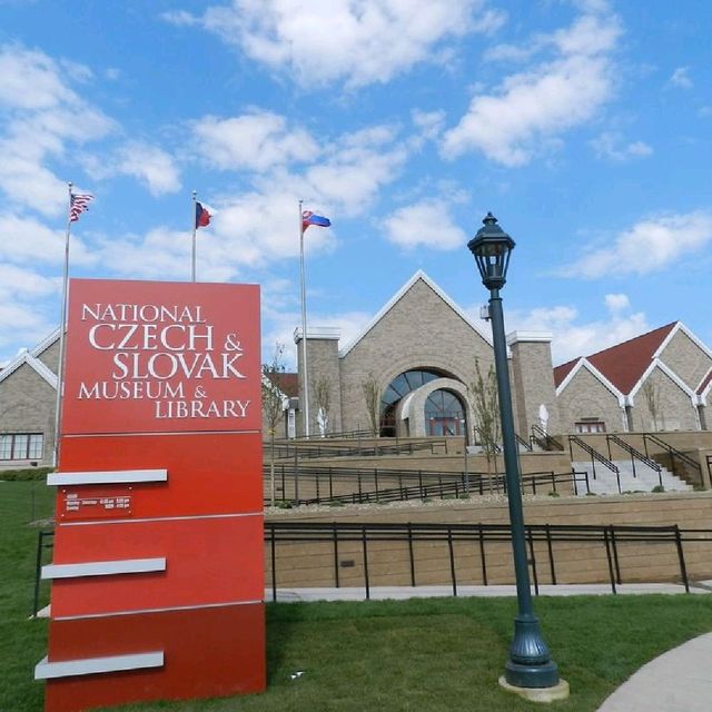 National Czech & Slovak Museum and Library