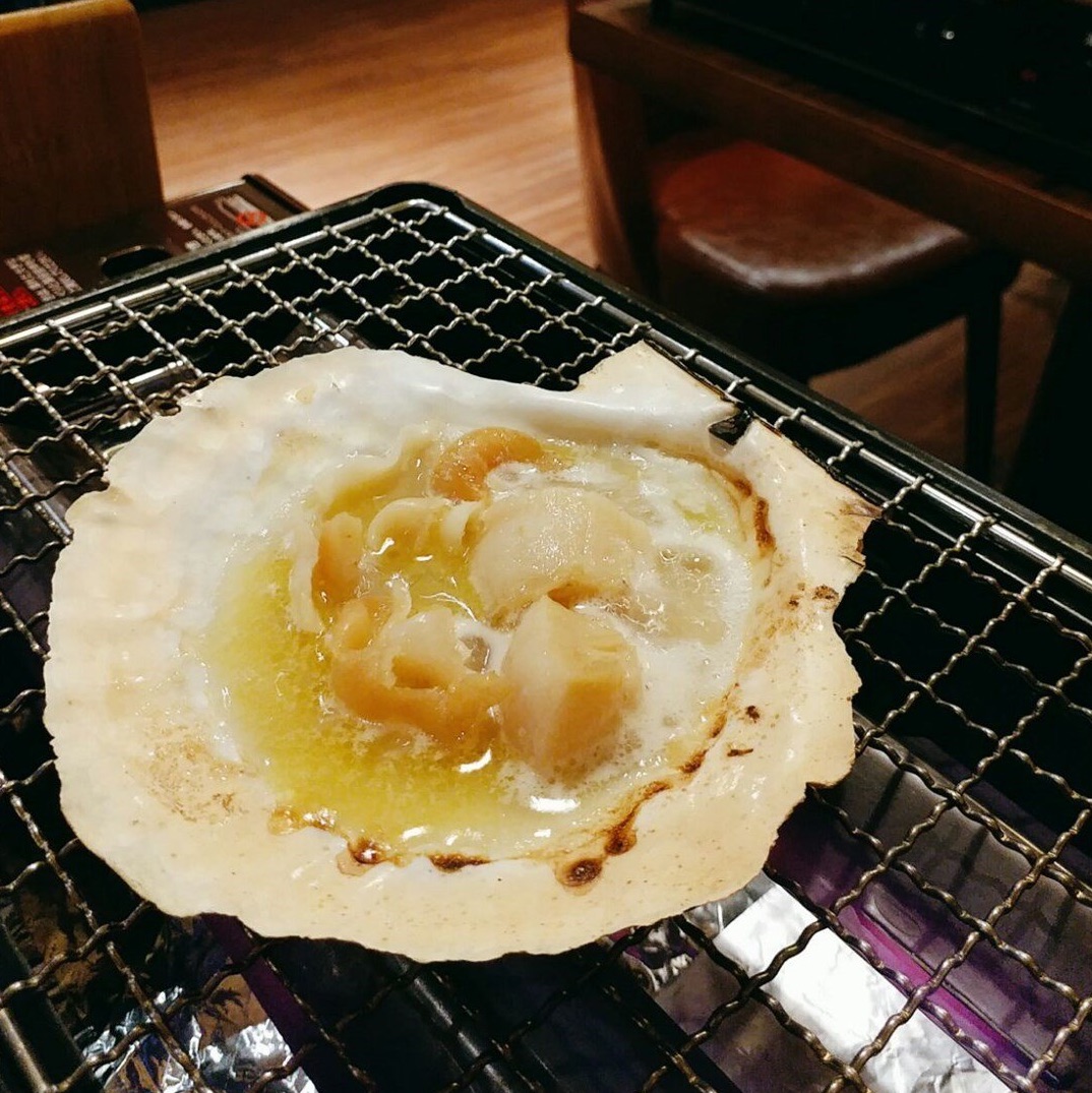 爐端上の蟹甲羅燒 Trip Com 香港trip Moments 貼文 爐端上の蟹甲羅燒 Trip Com 香港trip Moments 貼文