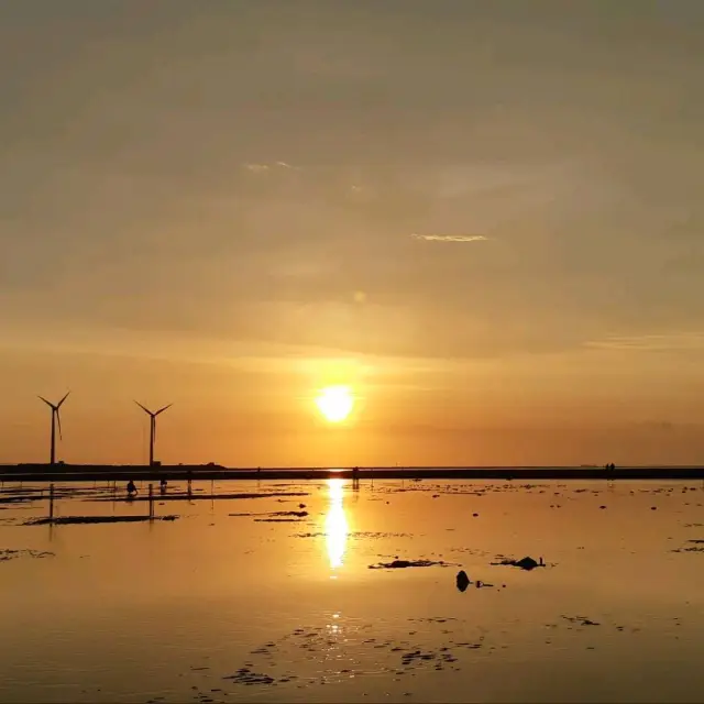 Golden Sunset in Taichung