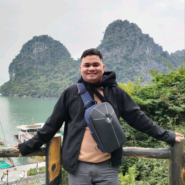 Experience Nature via Ha Long Bay Cruise