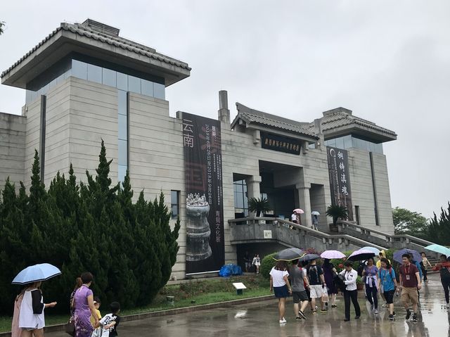중국 청동기 예술의 진수, 진시황의 청동마차 . 