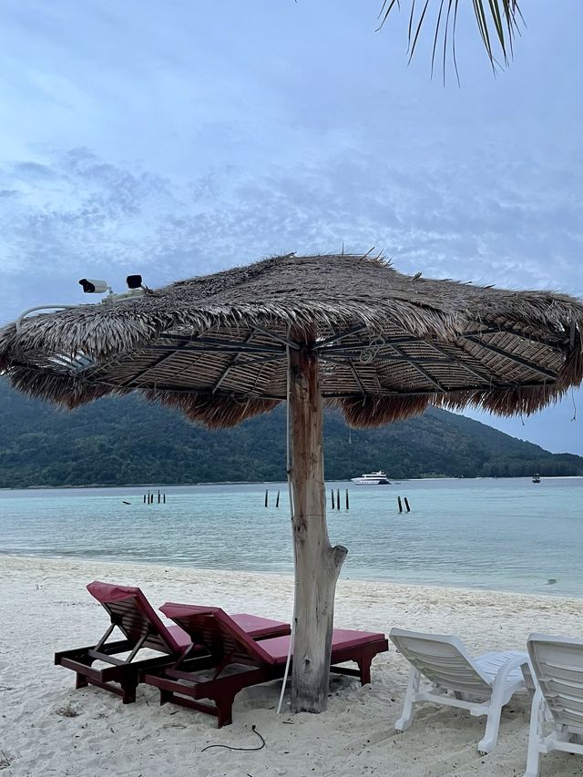 จุดเช็คอิหลีเป๊ะ Zodiac Lipe