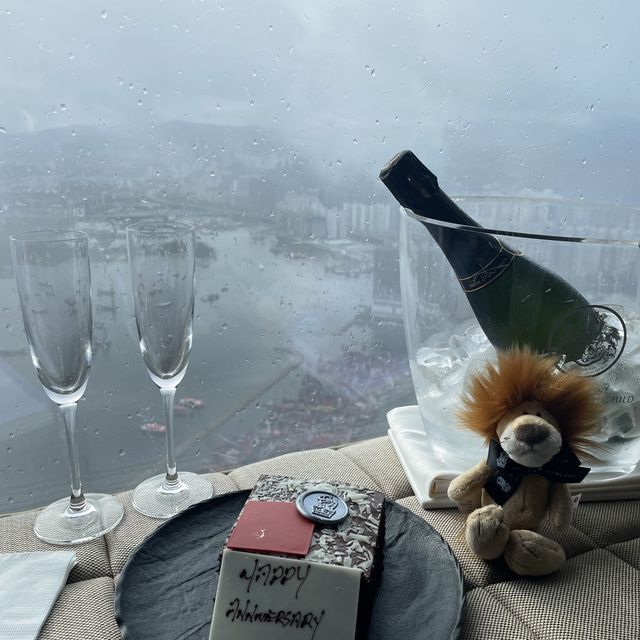 雲霄上的結婚紀念日 Ritz Carlton Staycation Stay and Dine Package