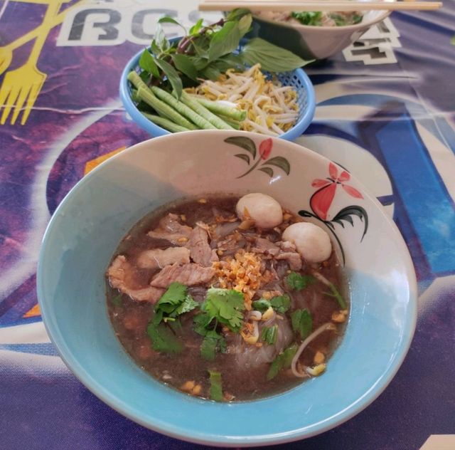 ก๋วยเตี๋ยวเรือหัวสะพาน
