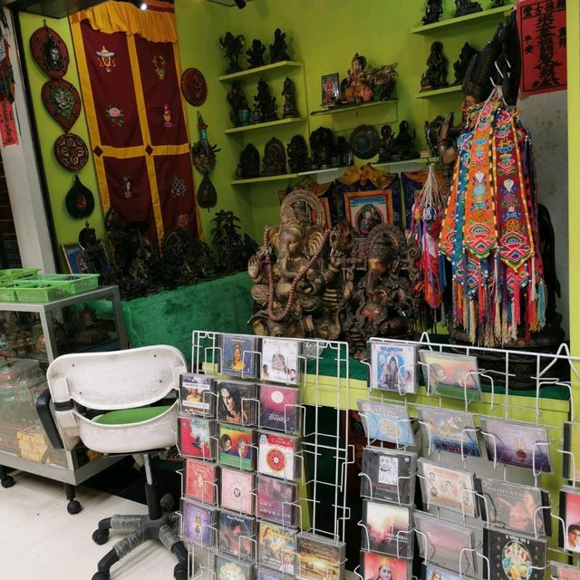 แวะมาช้อปปิ้งที่ India Emporium 