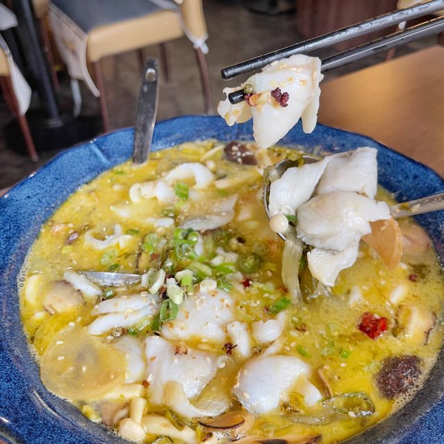 抵食夾大件金湯酸菜魚