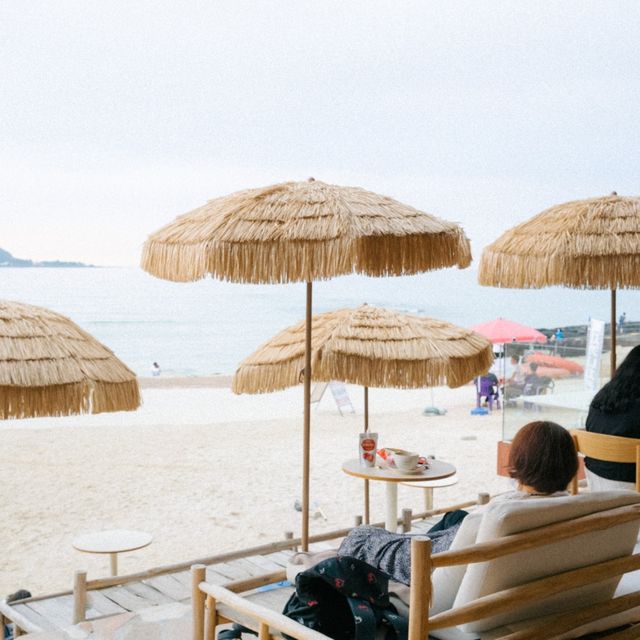 협재해수욕장이 보이는 발리감성 카페🌴