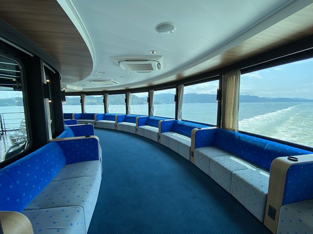 瀬戸内海のフェリー『SEA PASEO』(船室内)