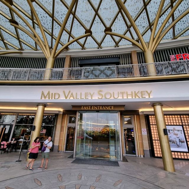 The Mall, Mid Valley Southkey