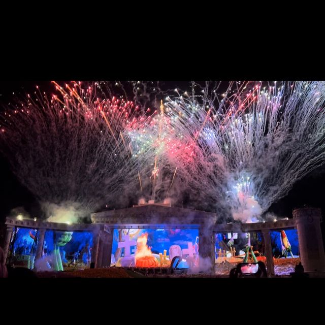 韓国【エバーランド】ハロウィン🧡大画面で迫力のある映像と花火のショー🎇🎃