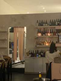 파리에 온듯한 와인바 🍷 