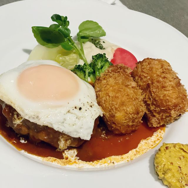 【神戸】クアトロ✨元町の人気✨洋食店💖