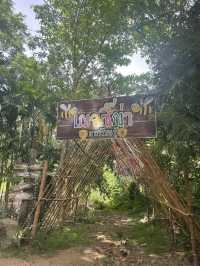 ตลาดเฌอซี๊ญ่า วิถีกะเหรี่ยงริมธาร🏕