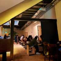 Cafe serving fusion Korean dishes