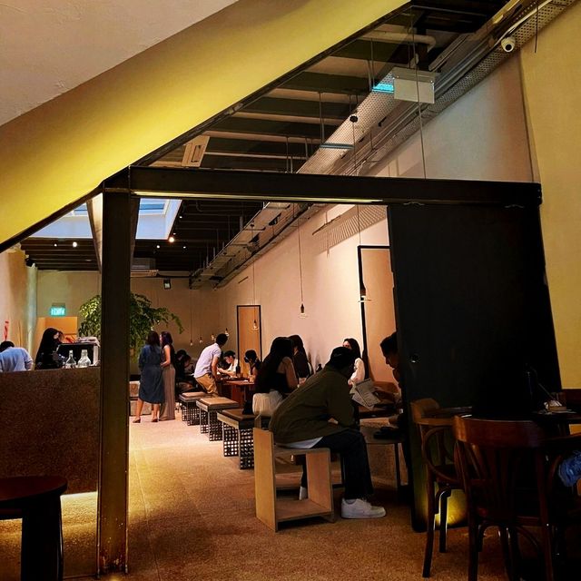 Cafe serving fusion Korean dishes