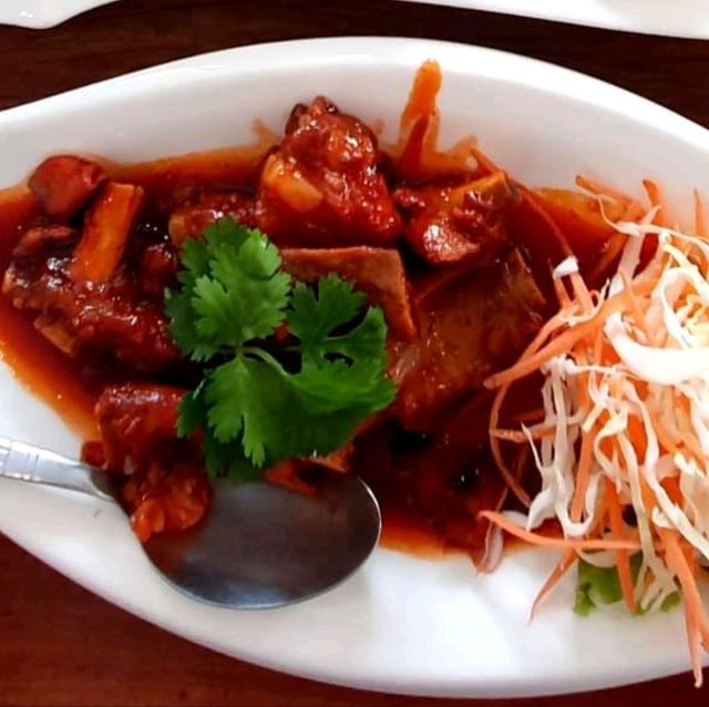 ร้านอาหาร ฉัตรนารา