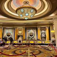 Beautiful resort on the famous Strip