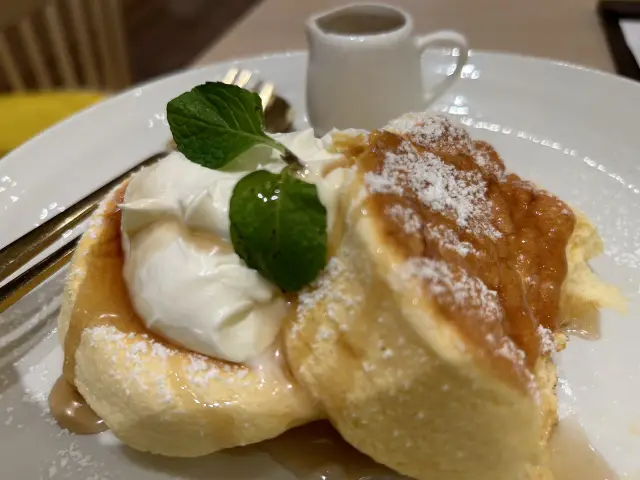 Soufflé Pancake with freshest Japanese eggs