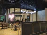 Lagoon Avenue Mall Sunset