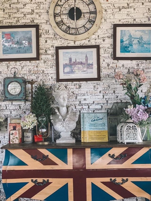  Café Laura สระบุรี