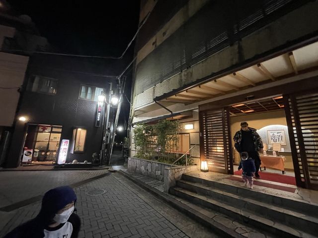 日本箱根溫泉酒店．親子和風獨立溫泉！勁寫意～